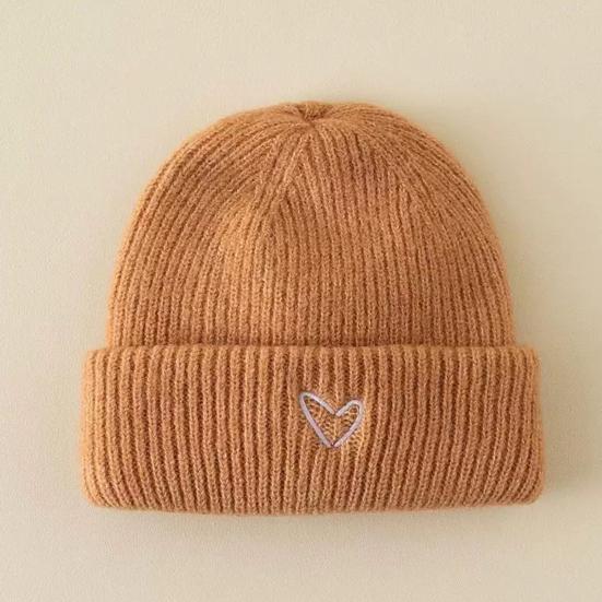 2Pcs/Set Kids Hat Scarf Set Solid Color Heart Pattern Thickened Warm Knitting Hat Long Scarf Set Elastic Fit Winter Wear