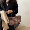 Модная сумка с леопардовыми крыльями, новая, большой вместимости, трендовая, для отдыха, для поездок на работу, брендовая, роскошная, подмышечная, на плечо, сумка-тоут для женщин CLE