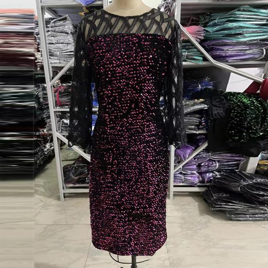 Платье бодикон с круглым вырезом 45720, рукавами, облегающее талию и бедра, с запахом на бедрах, пайетками и прозрачной сеткой