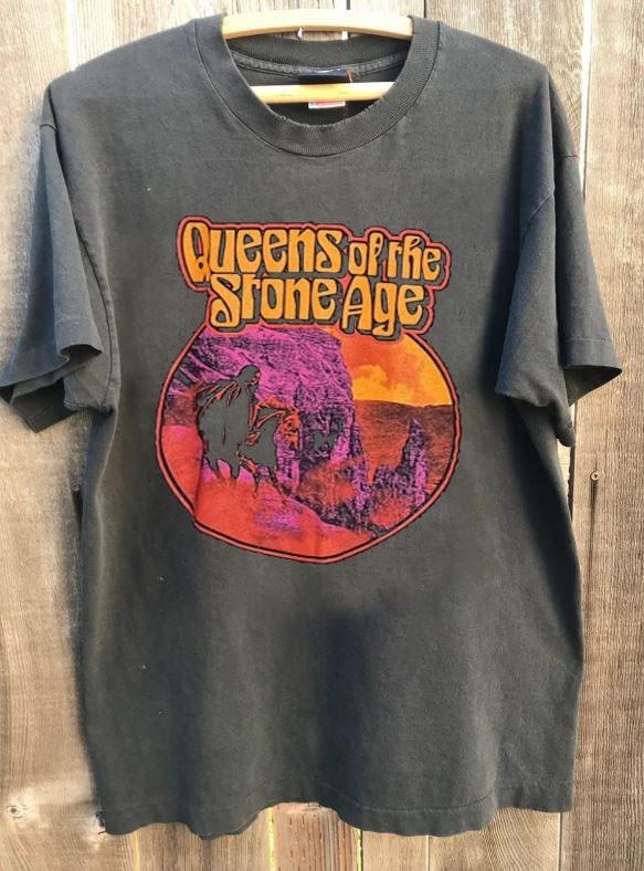 Queens of the Stone Age Tour Rock Band Graphic Charcoal Unisex Shirt Vtg WA1921
