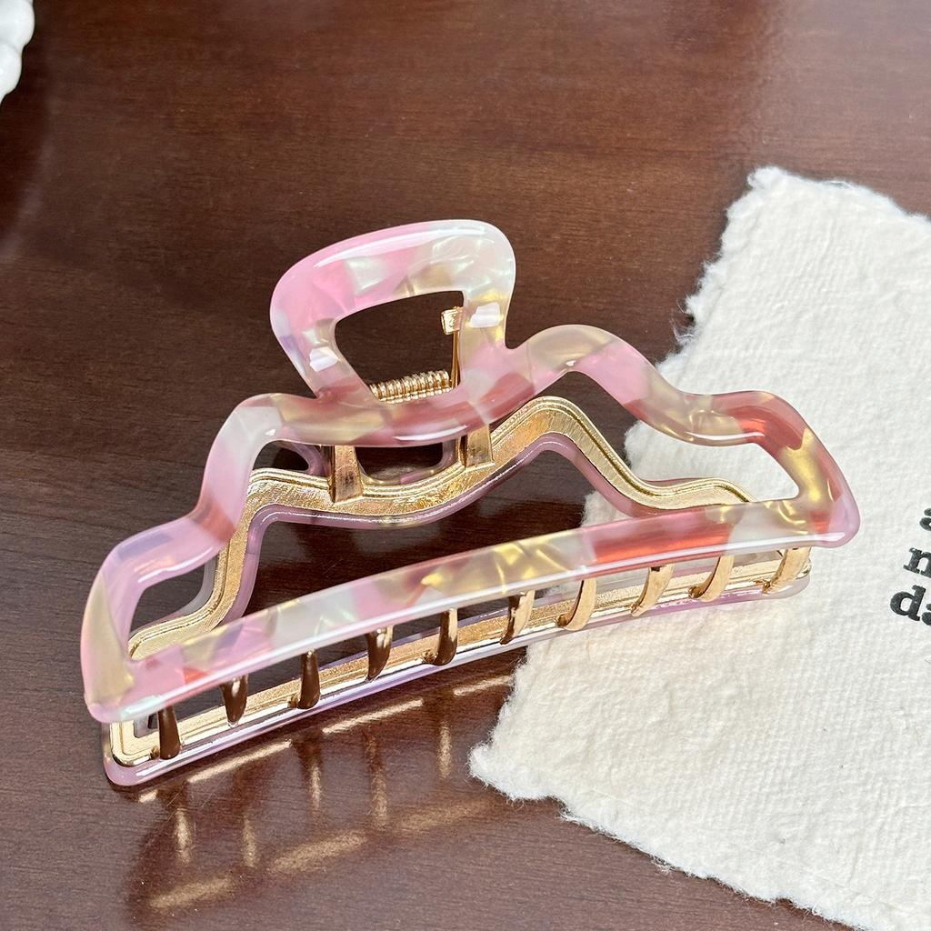 Chic Style Geometric Hair Claw Clip For Effortless Elegance In Trendy Shades