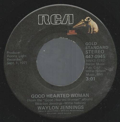 7-дюймовая пластинка WAYLON JENNINGS Good Hearted Woman 4470945 RCA 1973 США Кантри/Фолк Б/у