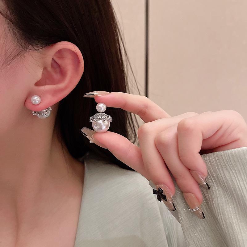 S925 Silver Needle Luxury Pearl Earrings: Elegant, Stylish, With Versatile Wear Options