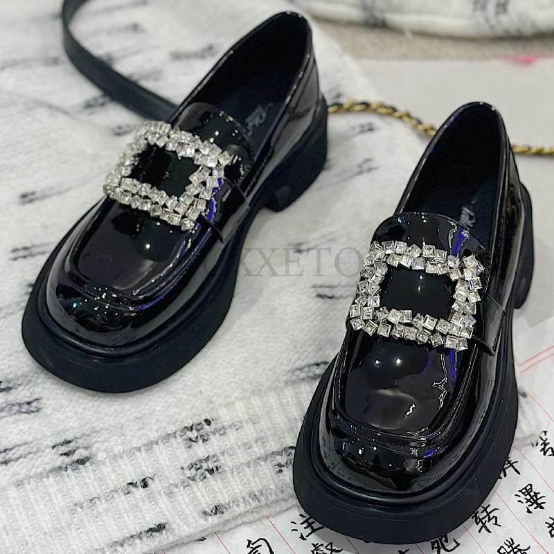 Низкие толстые каблуки Лоферы Женские Маленькие кожаные туфли Лолита Женские оксфорды со стразами Платформа Плоские женские кроссовки с круглым носком