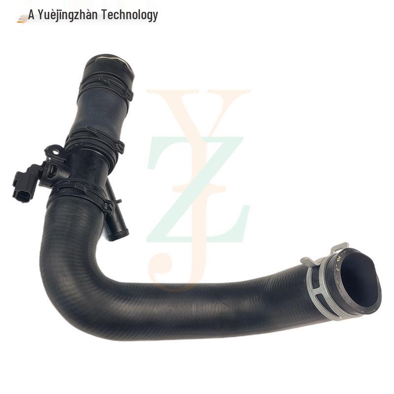 Radiator Water Hose LR013684 for Land Rover Discovery 4 & Range Rover 5.0L Gasoline – Premium Auto Part.