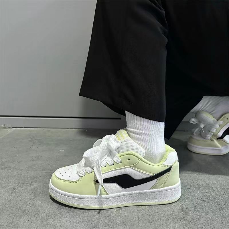 2024 новые осенне-зимние нишевые бархатные туфли ins super fire street shot утолщенные теплые спортивные повседневные туфли