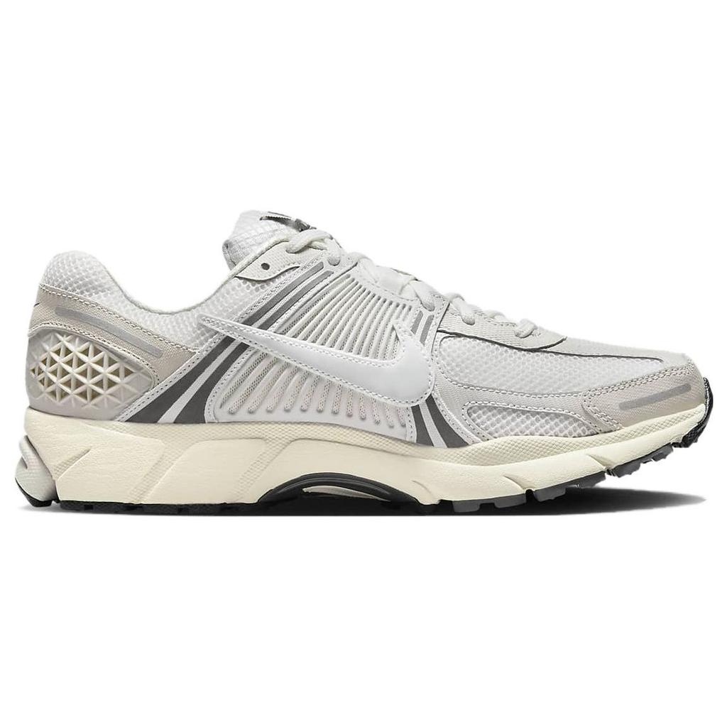 Nike Кроссовки унисекс Air Zoom Vomero 5 Platinum Tint Белый кашемир Железно-серый HF0731-007