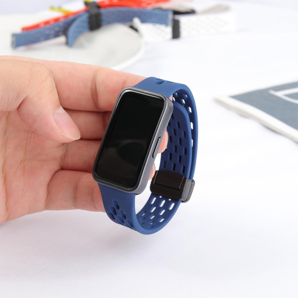 Магнитный силиконовый ремешок для Huawei Band 10/9/8 Аксессуары Спортивный дышащий браслет pulseira correa Huawei Band 10 Ремешок