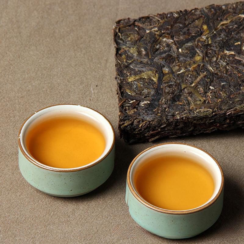 500 г Юньнаньский сырой чай Пуэр Иу Древнее Дерево 2012 Чай Пуэр Кирпичный Пуэр Шэнча