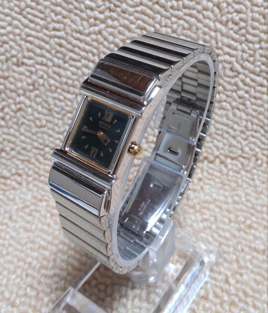 [USED] Extremely Rare, Working Seiko Women's Watch with Quartz Movement and Square Case