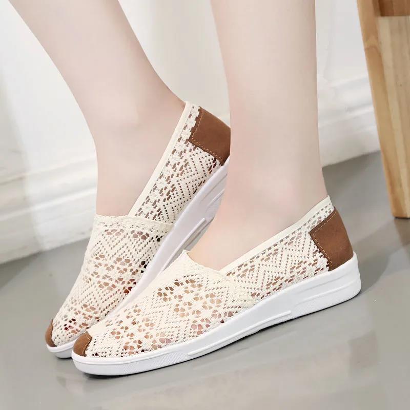 Летняя повседневная обувь на плоской подошве, женские дышащие белые кружевные рабочие туфли с открытыми отверстиями, тканевые туфли на плоской подошве, лоферы
