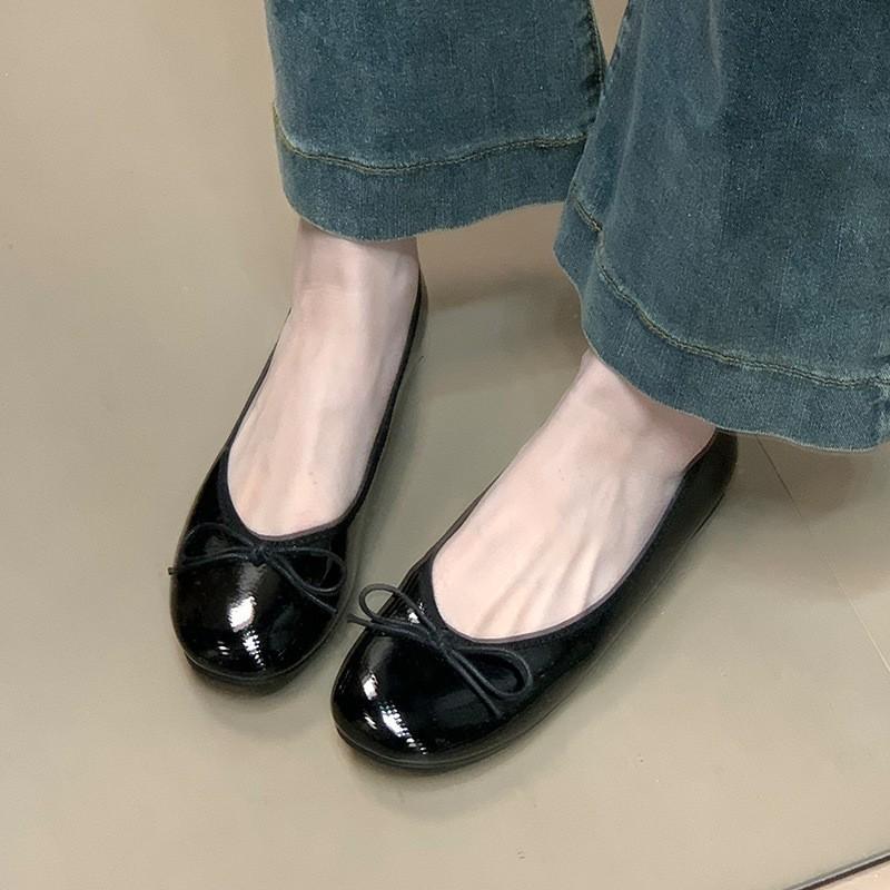 Туфли-балетки с круглым носком, бантом, плоской подошвой, маленькие красные, новые 2025, с мелким вырезом, универсальные, женские