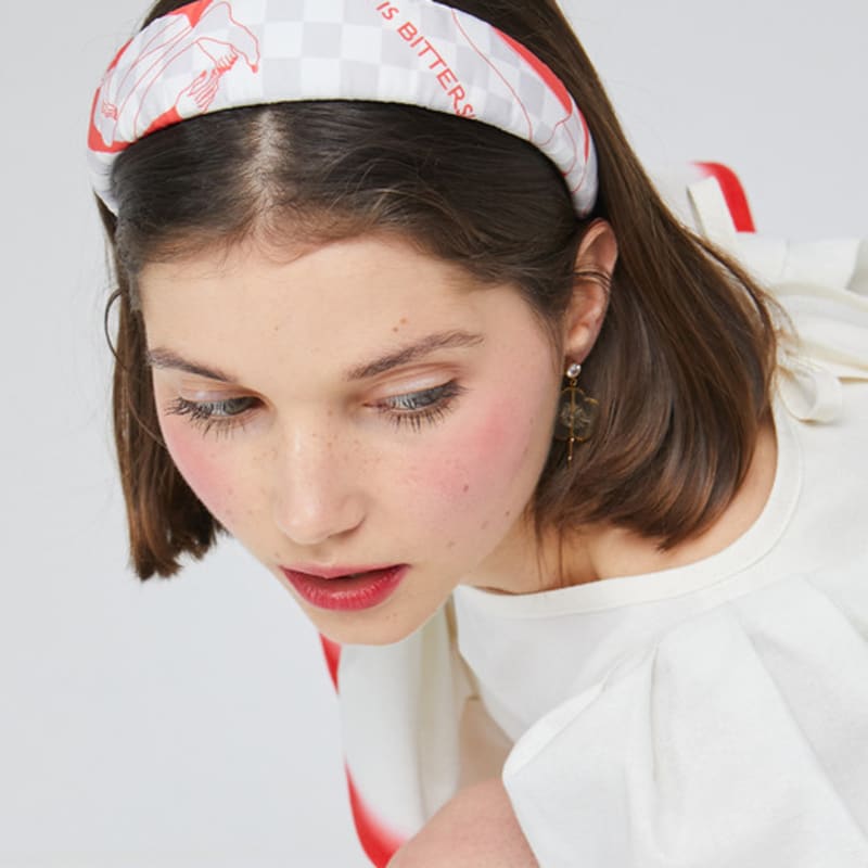 LOVUEE Любовь горько-сладкая Серо-красная клетчатая повязка на голову