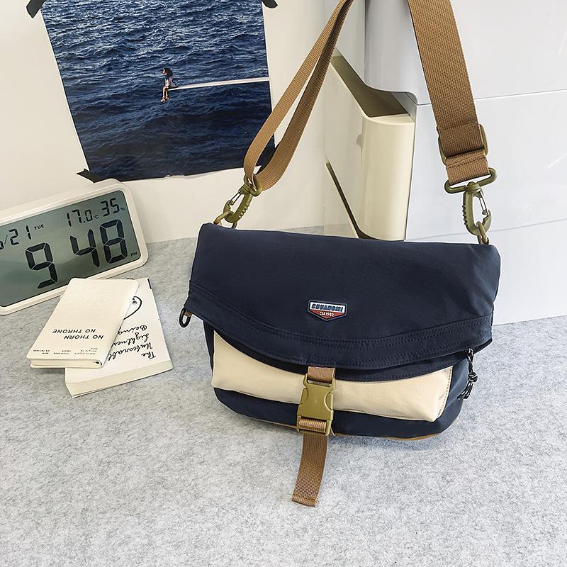 New Trendy Work Style Lightweight Waterproof Casual Small Square Bag for Men and Women Large Capacity Single Shoulder Crossbody Bag Versatile