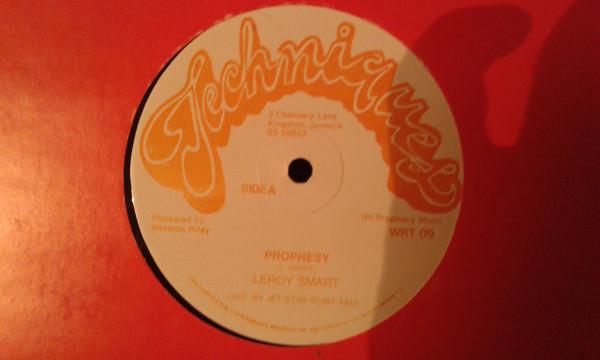 12-дюймовая пластинка LEROY SMART - Prophecy A Go Hold Them WRT09 Techniques Ямайка Регги, Ска и Даб Использованные
