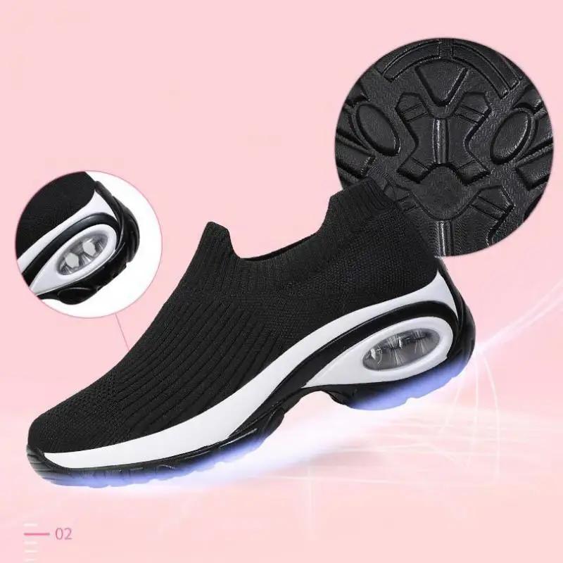 Модная женская повседневная обувь Лето 2024 Дышащие сетчатые кроссовки на танкетке Толстая подошва Удобные кроссовки для бега на открытом воздухе Вулканизированная обувь