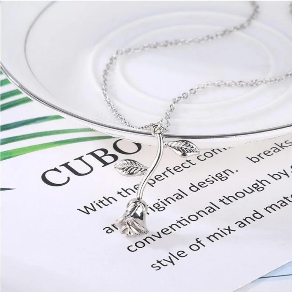 European and American Fashion Personality Temperament Red Rose Pendant Necklace Women's Simple and Creative Oil Drop Necklace