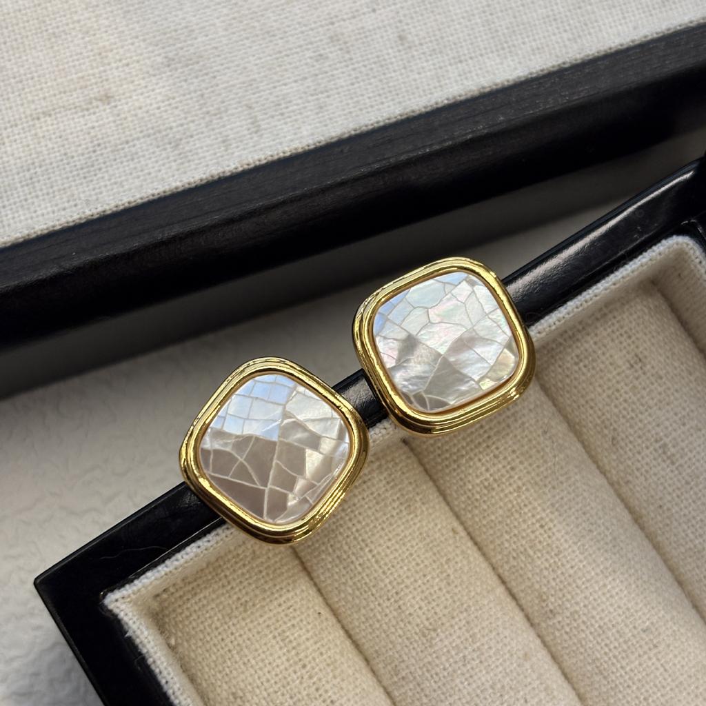 Высококлассные французские ретро серьги-ракушки, женские геометрические овальные темпераментные, нишевые и холодные, преувеличенные серьги, легкая роскошь