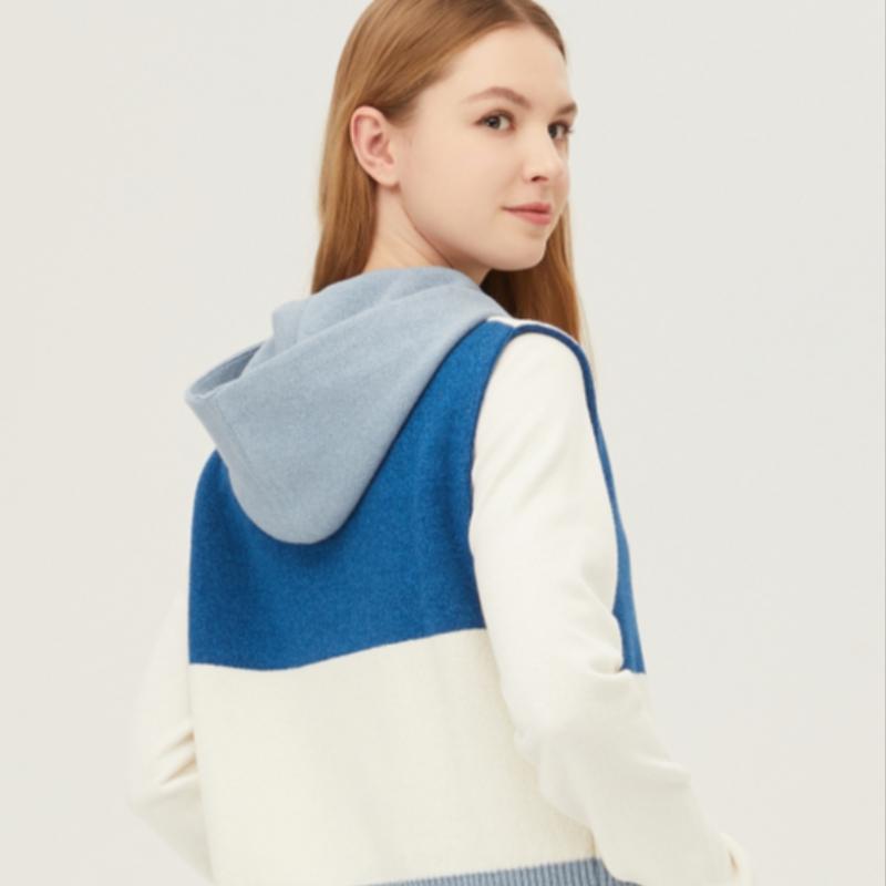 Benetton Жилет с капюшоном и застежкой-молнией в стиле колор-блок Bakva1511