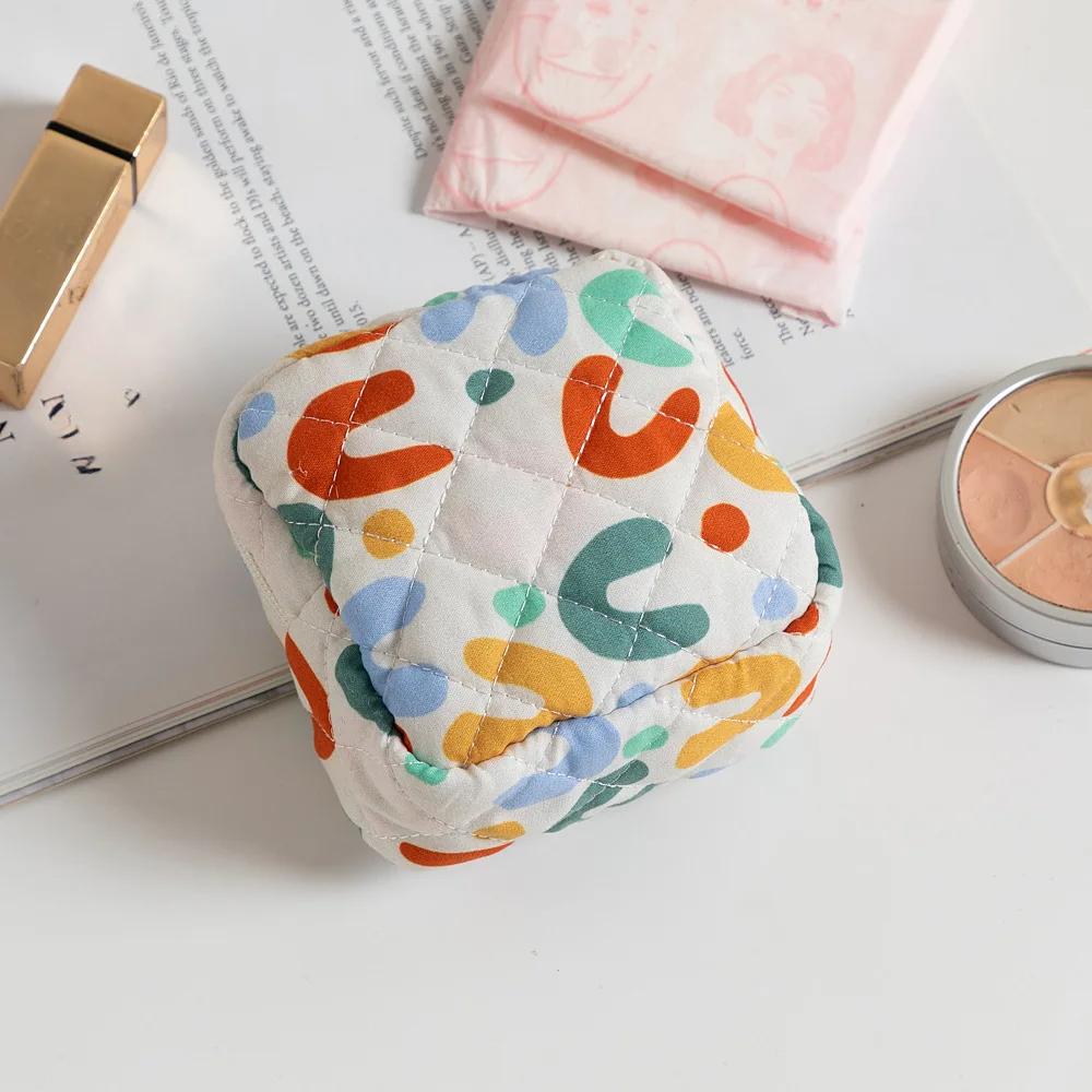 Floral Sanitary Napkin Storage Bag Girls' Sanitary Napkins Bags Women Cosmetic Bag Coin Purse Card Bag Travel Cosmetic Organizer