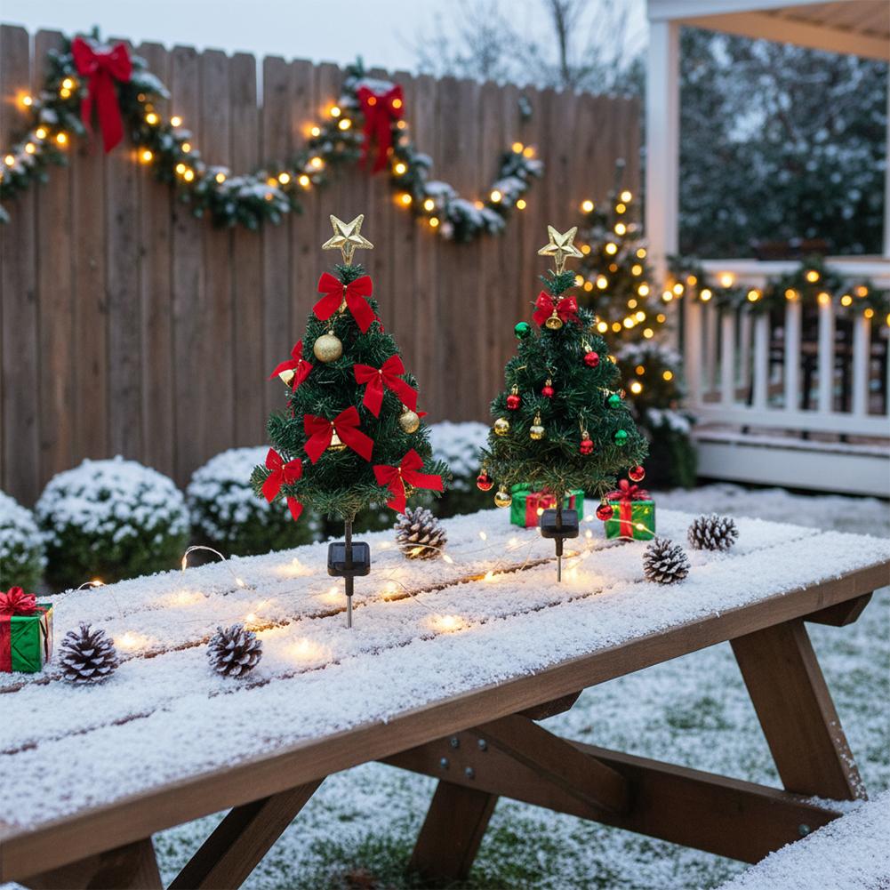 Мини Уличная Рождественская Елка на Солнечной Батарее 75 см со Светодиодными Огнями Колокольчиками и Шарами для Сада Двора Дорожки Праздничный Декор
