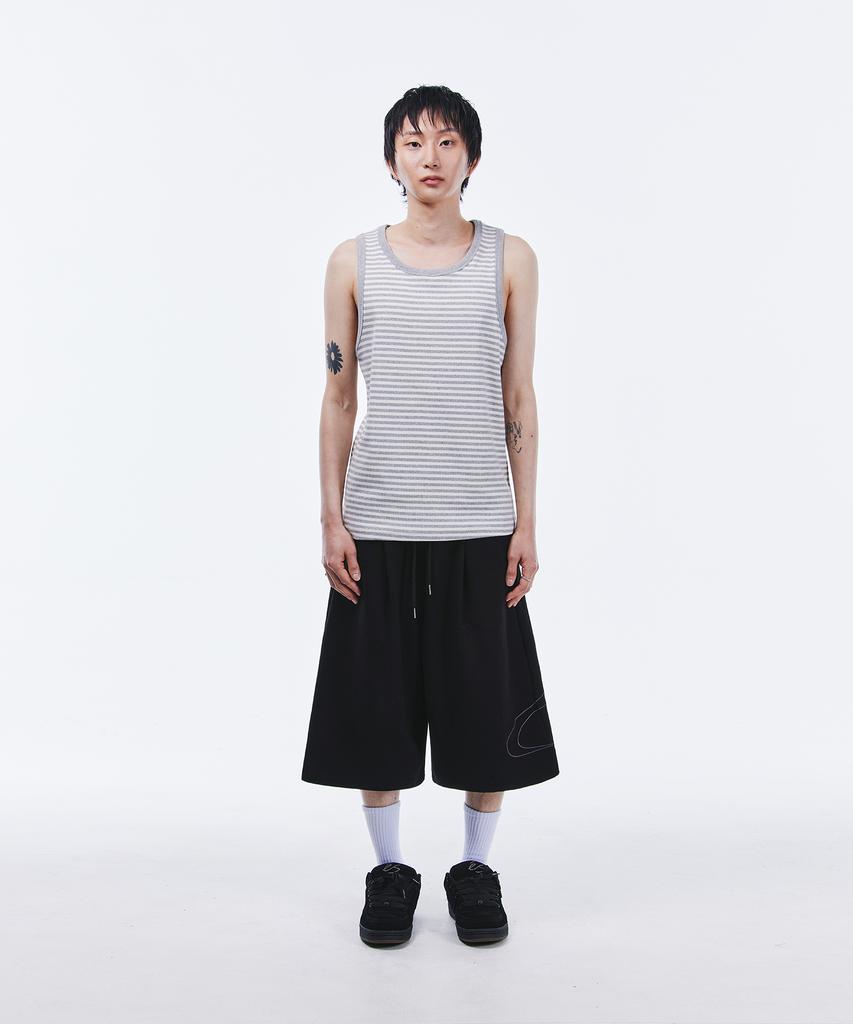 SCALLYWAG Side Big Logo Bermuda Sweat Shorts [Black]