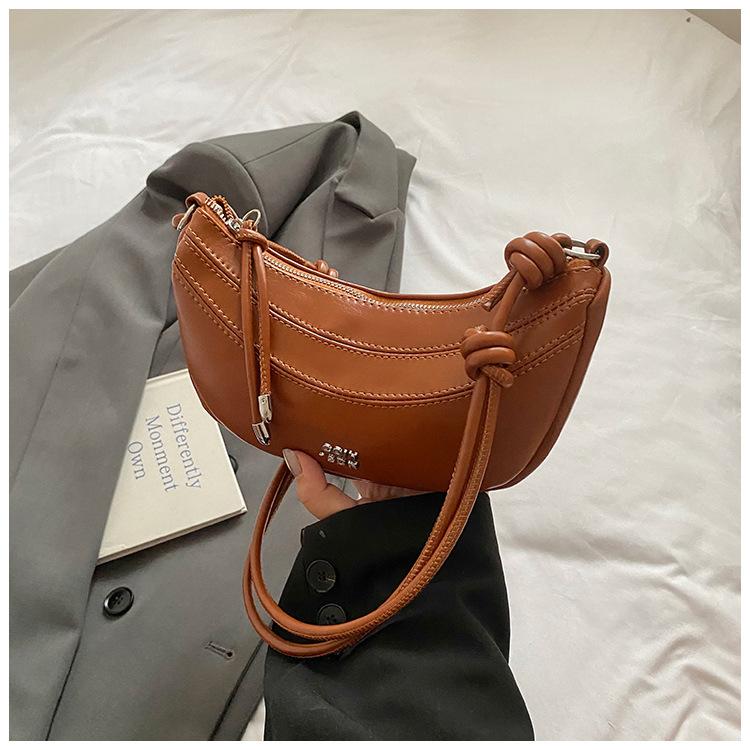 Simple and Trendy Underarm Dumpling Bag Women's 2025 Spring Korean Version Fashionable Versatile Shoulder Bag Niche High-end Women's Bag