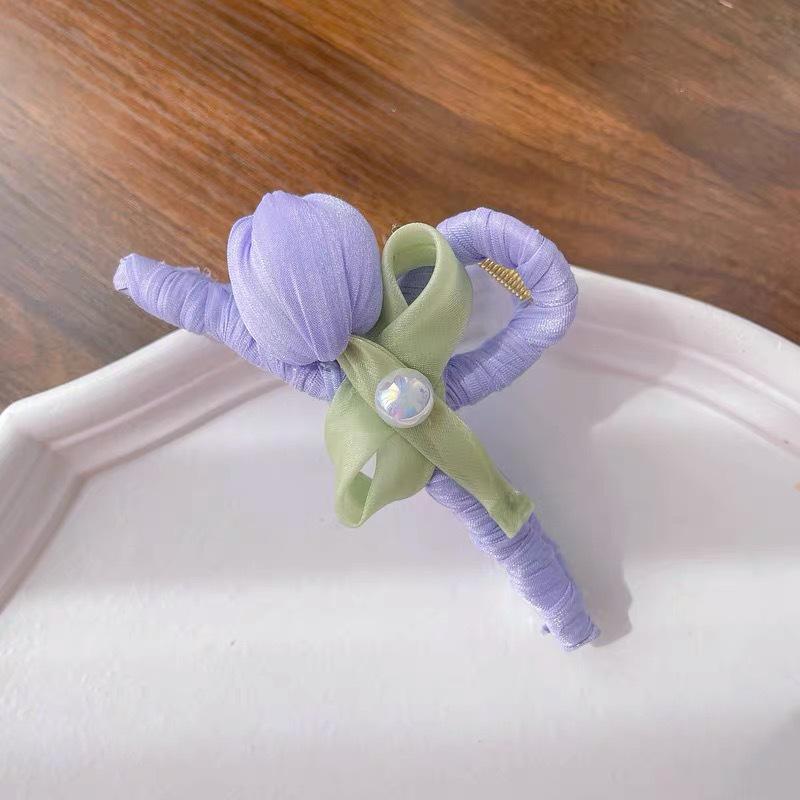 Весенне-летняя цветочная заколка для волос: Дизайн «Лилия, Роза и Гибискус»