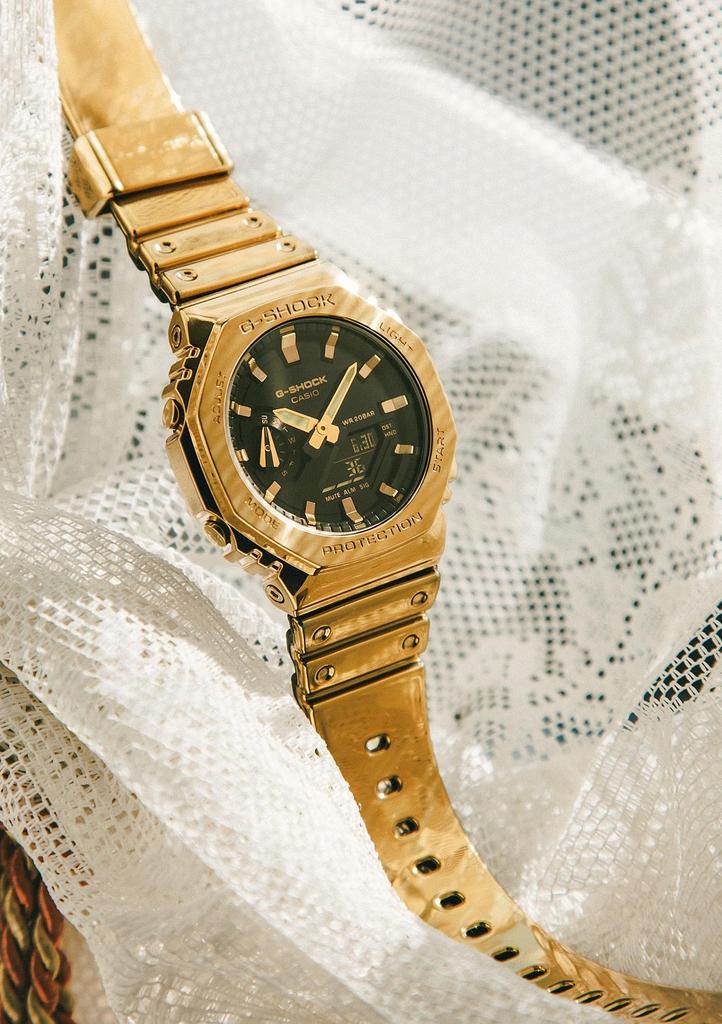 Мужские золотые часы Casio G-Shock Fine Metallic Series GM-2100YMG-9AJF (Официальный японский продукт)