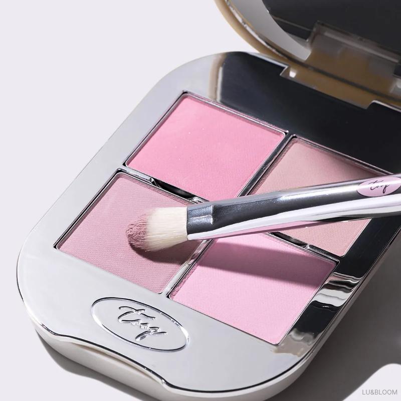 TooQ Одна 4-палетка магнитных теней для век от Genuine (+Бесплатный подарок)