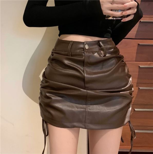 Женские мини-юбки из искусственной кожи, простые базовые Bfnight Party Club, однотонные друзья, гофрированные, универсальные, хит продаж, весенний дизайн для колледжа