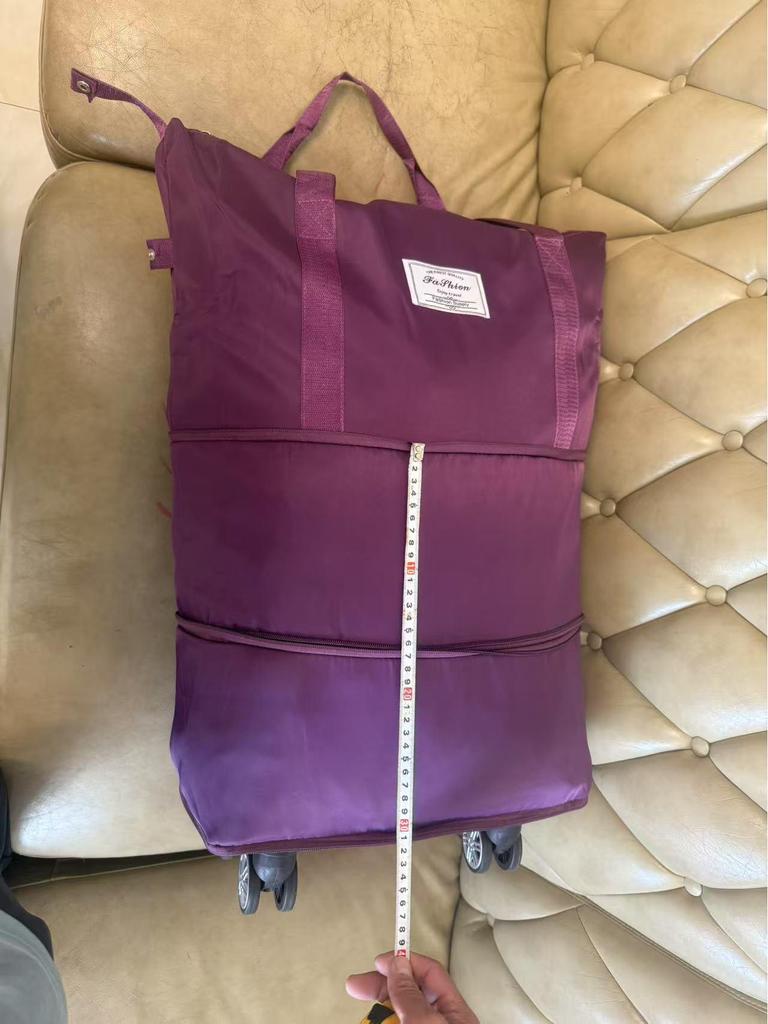 Дорожная сумка на колесах со складной ручкой