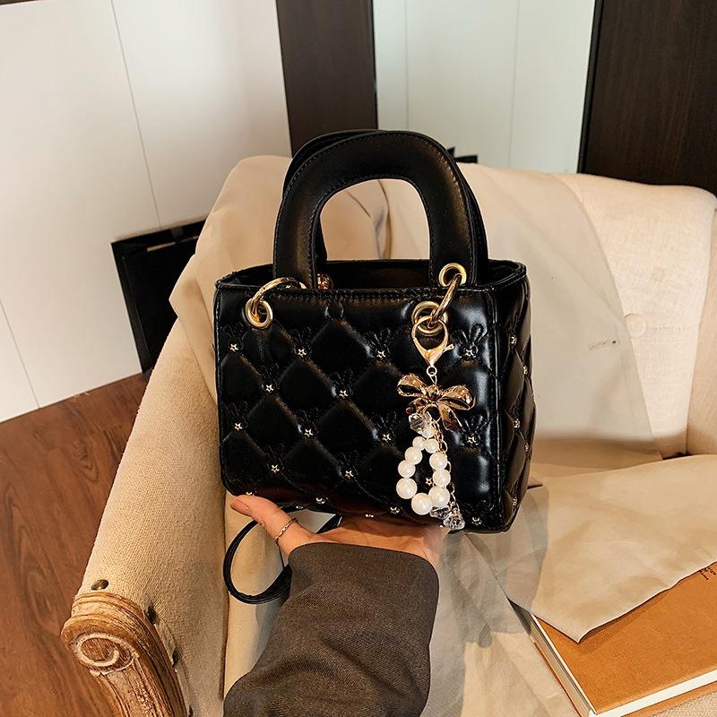 Spring New Princess Diana Bag Women's Casual Handbag Niche Texture Fashionable Versatile Shoulder Messenger Bag