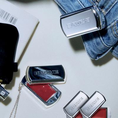 Макияж для губ – Помады