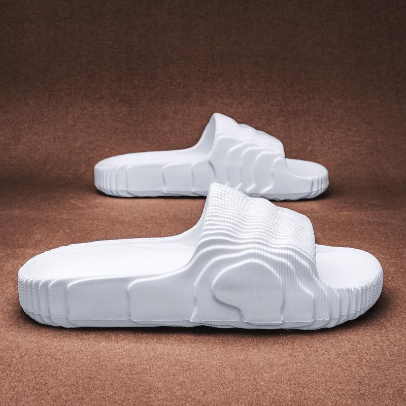 Kanye-Inspired EVA Foam Thick-Soled Flip Flops: Soft, Cozy Coconut Sandals for Men