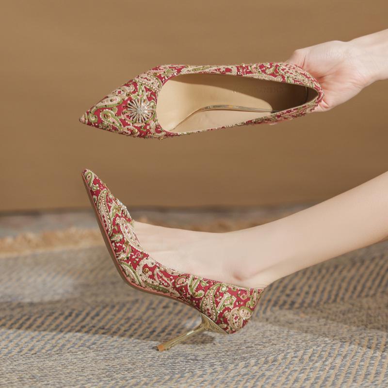 2025 Red Xiuhe Rivet High Heels for Bridal Toasting - Women's Chinese Wedding Shoes