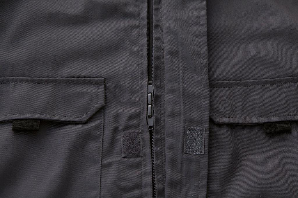 Комбинезон KURODARUMA с рукавами-фонариками и нагрудным карманом на липучке, темно-синий LL 49112-2