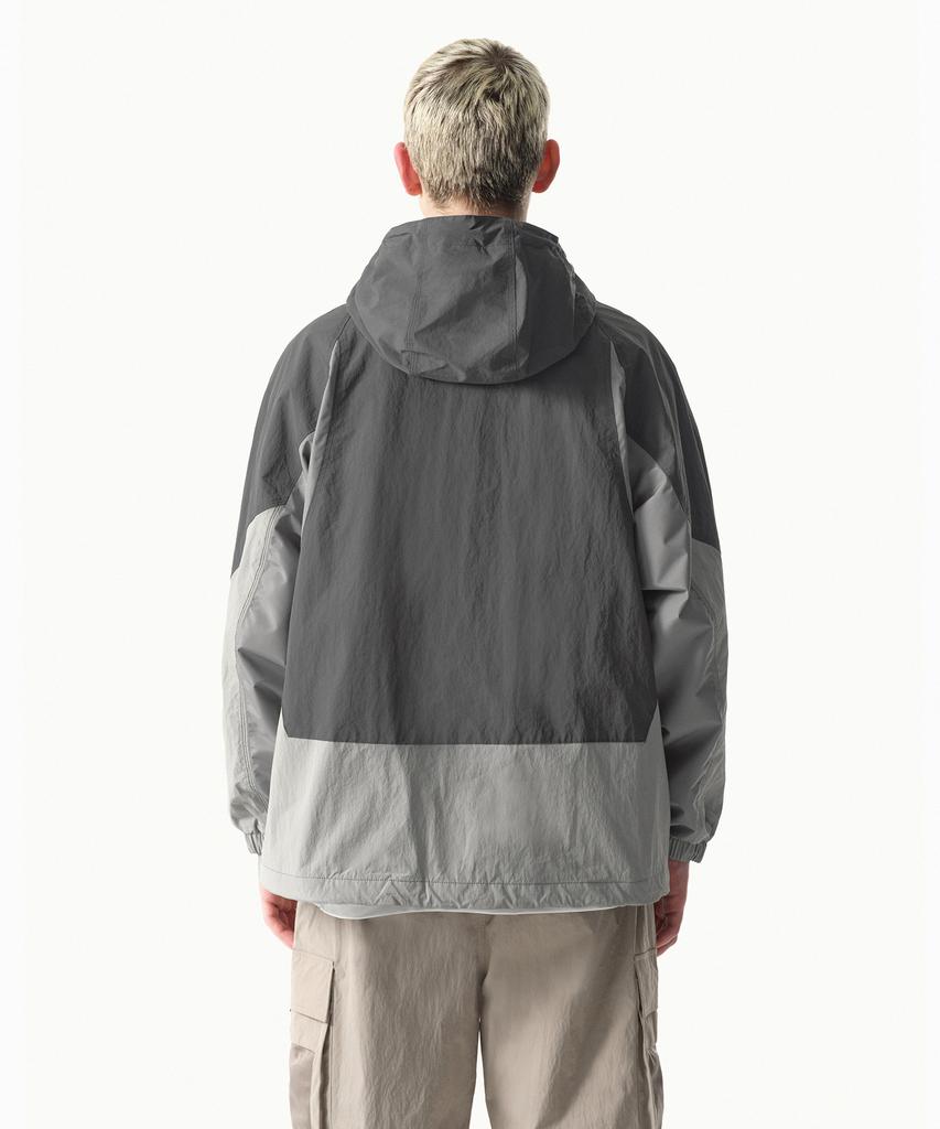 Musinsa Standard [City Leisure] Structured Block Windbreaker Jacket [Grey/Light Grey]