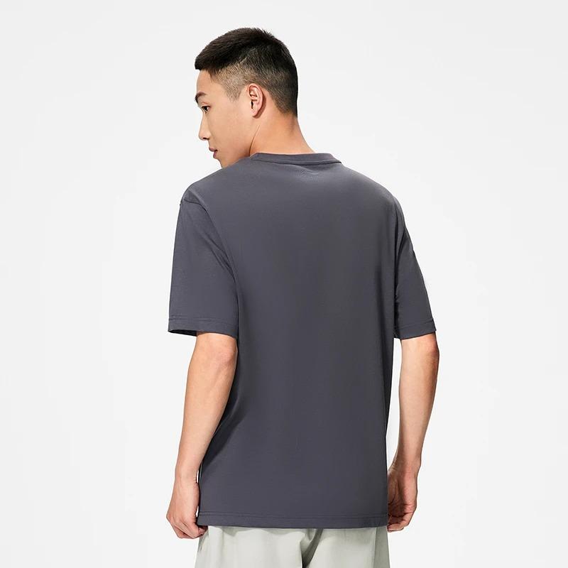 Li Ning Sports Fashion Series Cartoon Logo Print Round Neck Casual Short Sleeve T Shirt Unisex Tops Earth-Gray AHSSC65-1