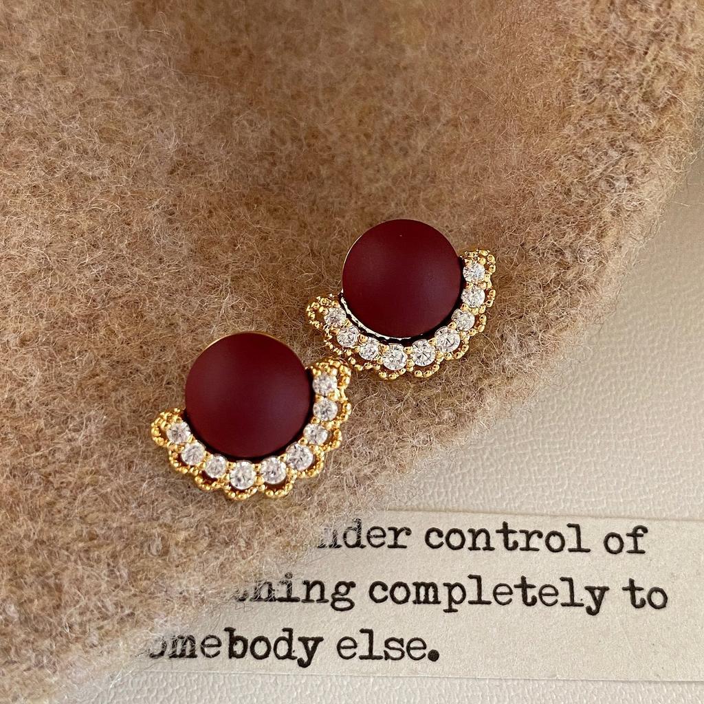 Серебряная игла S925 нишевые огромные красивые кружевные кружевные красные серьги-гвоздики французские легкая роскошь изысканные серьги