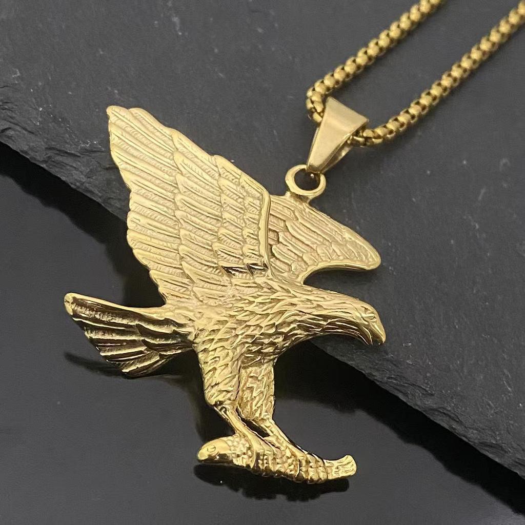 Titanium Steel Eagle Pendant Necklace - Retro Distressed Men's Accessory