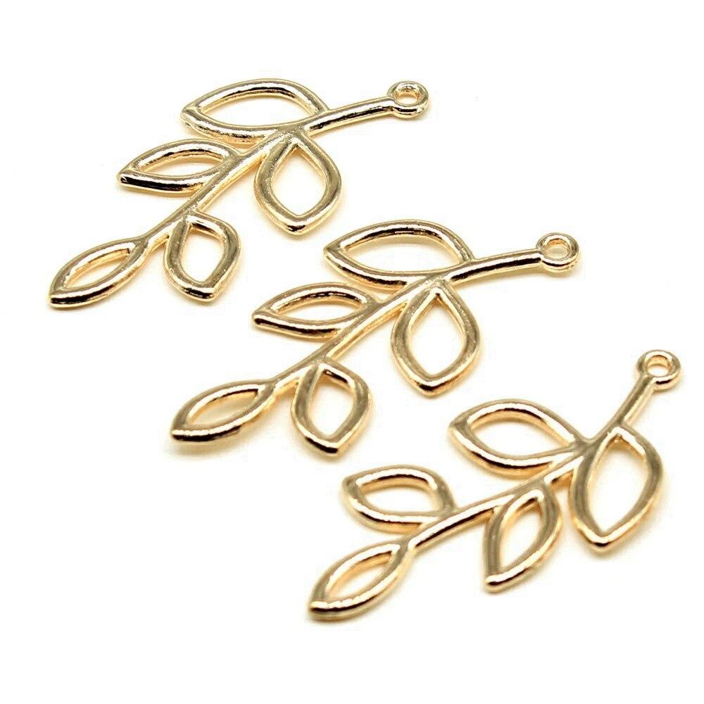 Компоненты соединения ветвей и листьев. Автомобильный кулон. Симпатичные украшения.