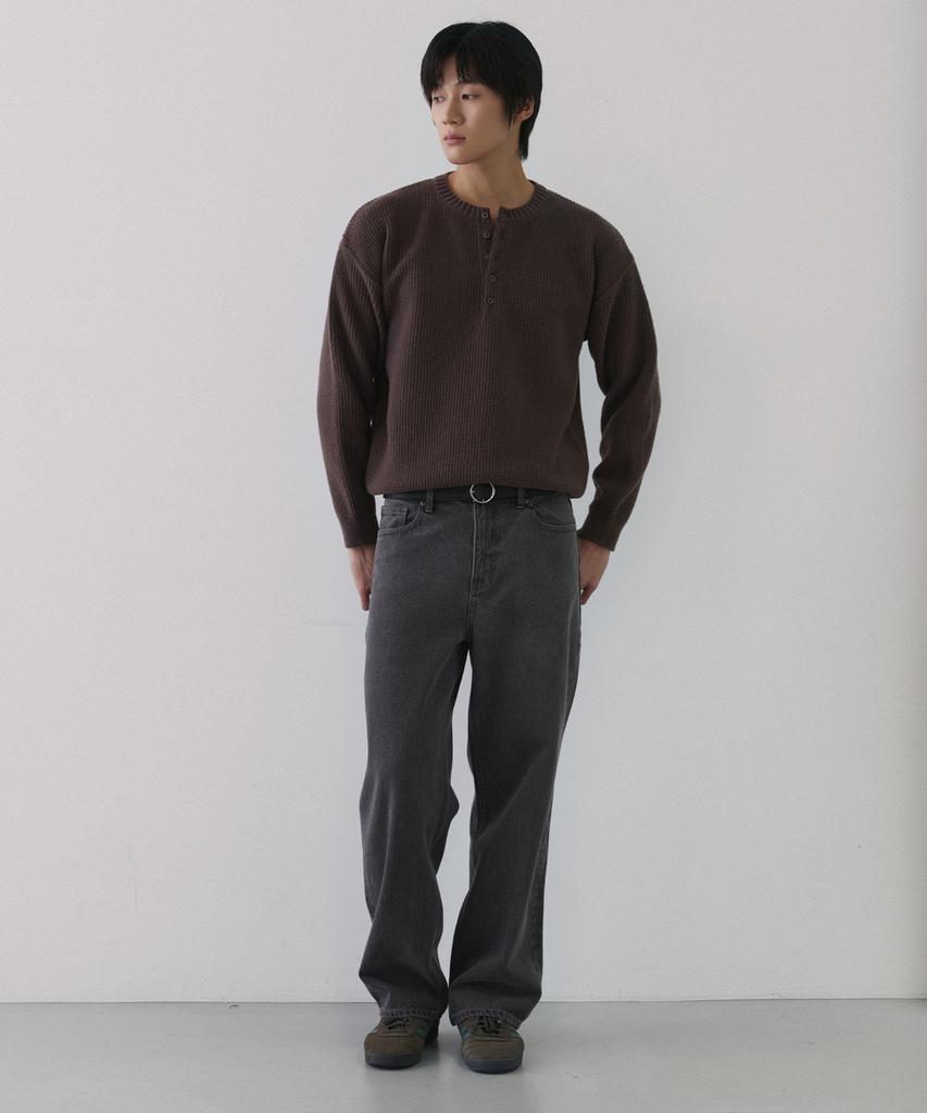 NODU Waffle Henley Neck Knit [Brown]