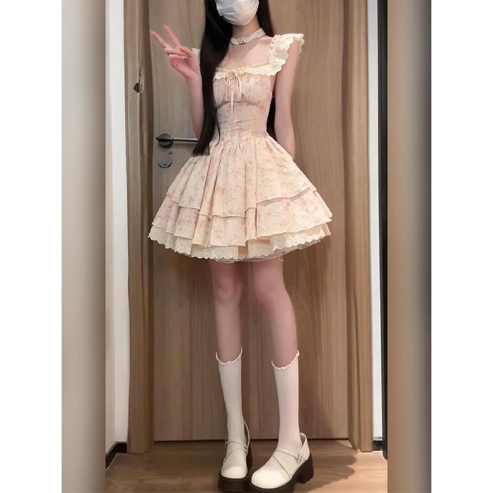 Summer New Lace Splicing Floral Dress Small Flying Sleeves Princess Puffy Short Skirt Casual Women Close Waist and Look Thin