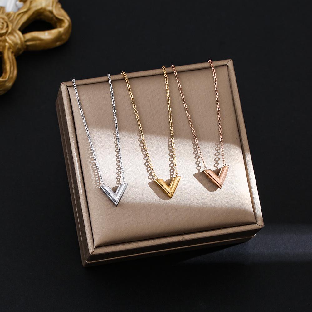 Роскошное ожерелье из титановой стали в виде четырехлистного клевера – Элегантная, прочная, не выцветающая цепочка для ключиц для женщин