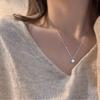 2025 New Fashion Simple Simple Fresh Six Claw Necklace Female Temperament Personality Collarbone Chain Jewelry