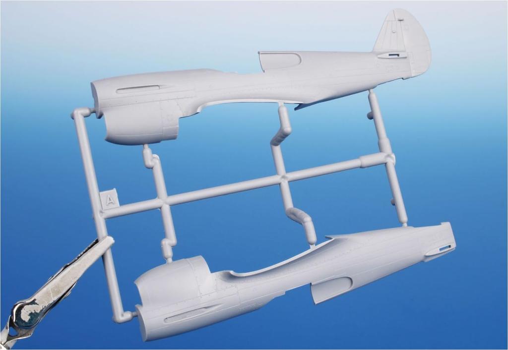 Специальный хобби Американский истребитель Curtiss Warhawk Operation Torch Пластиковая модель SH72493 1/72 P-40F/L