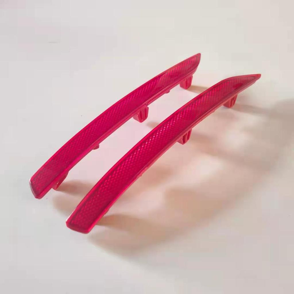 Красный светоотражающий лист для BMW 3 серии F35 (Номера деталей. 63147400209, 63147400210)