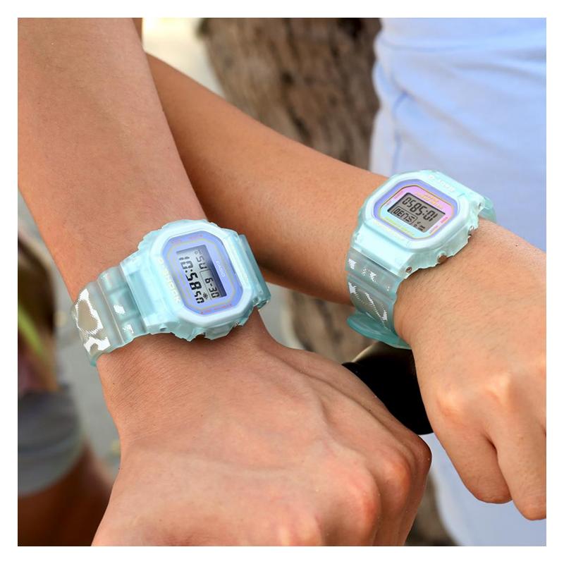 Casio watch series-square, 200 meters waterproof, quartz movement, resin strap, Japanese and Korean watch, same style for men and DW-5600SLV-21B-2PFC