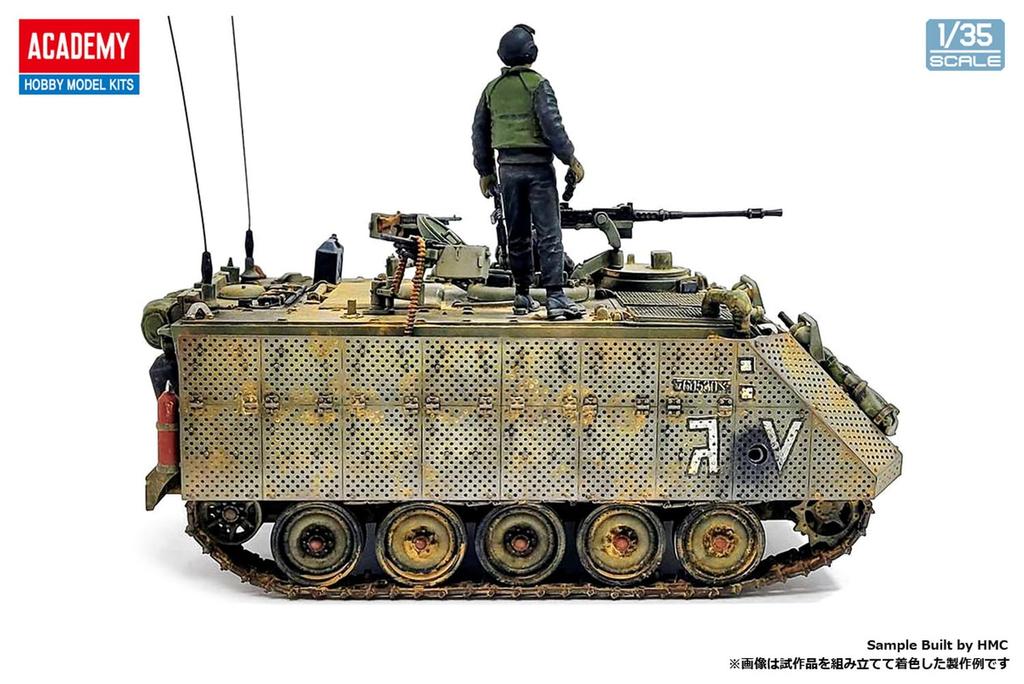 Academy M113 Бронетранспортер Зельда Пластиковая Модель 13557 1/35